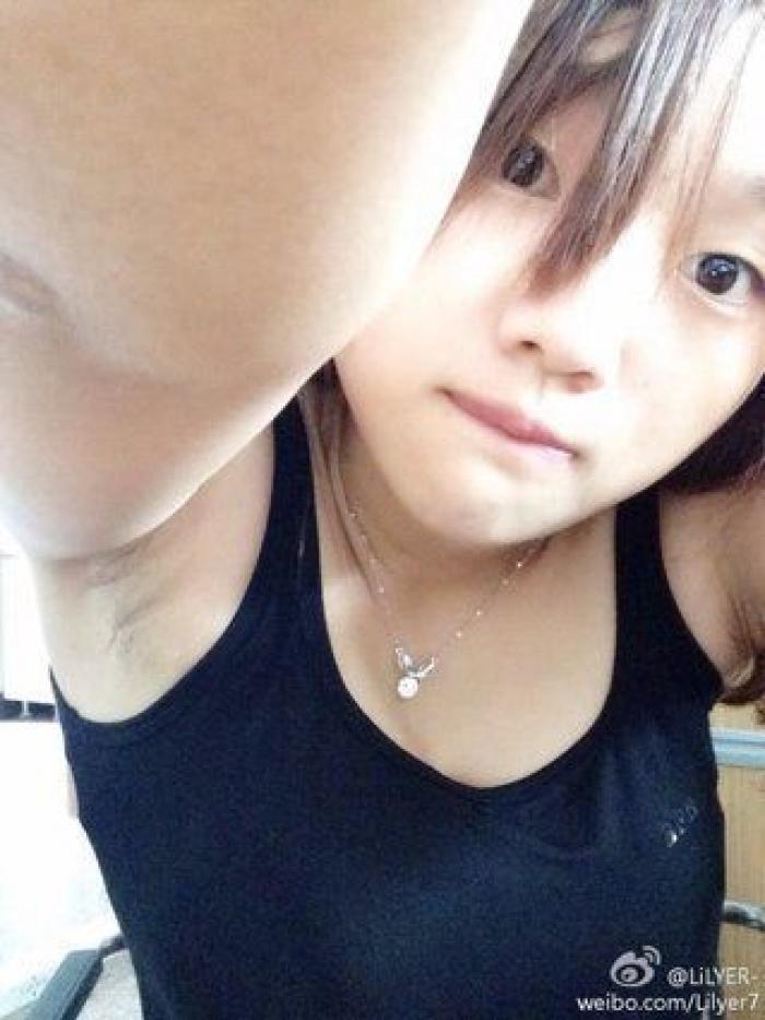 'Selfie' de axilas sin depilar, la última moda en China (FOTOS)
