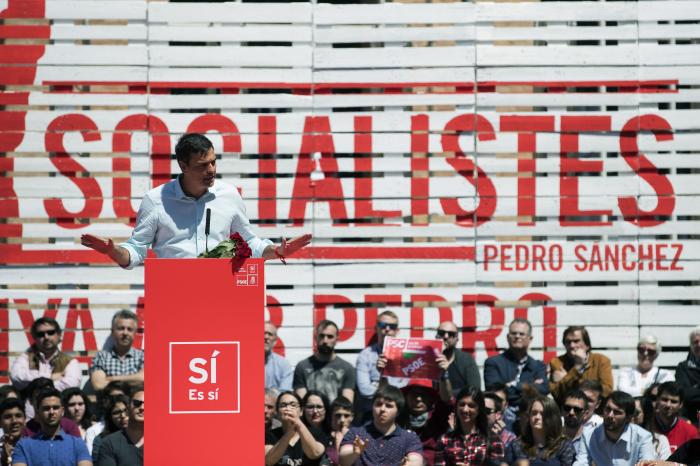 Sánchez se distancia de Podemos en la última versión de su proyecto político