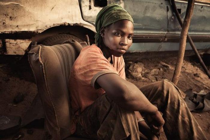 Las poderosas imágenes de las mujeres mecánicas de Senegal