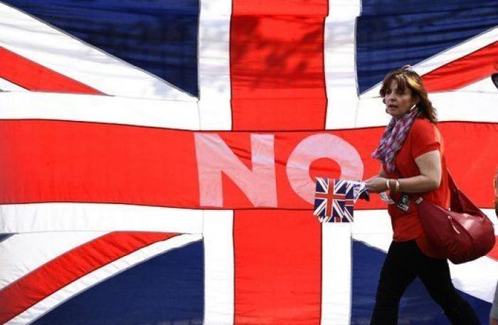 Cameron, Miliband y Clegg prometen más autonomía a Escocia si se queda en el Reino Unido