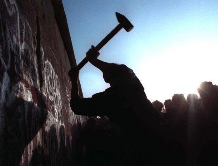 Caída del muro de Berlín: las imágenes de la celebración (FOTOS)