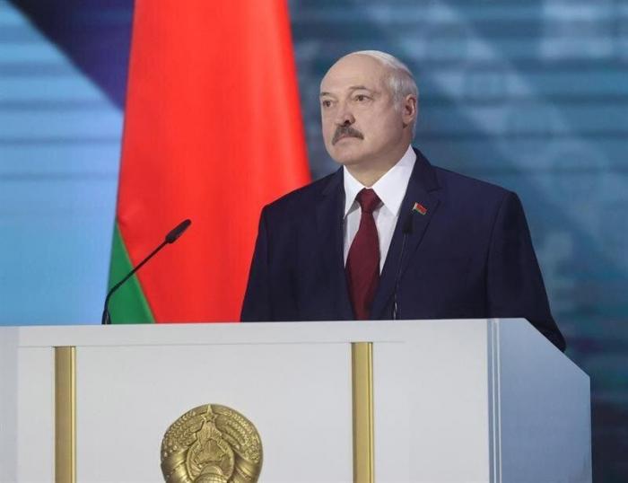 Lukashenko ilegaliza las organizaciones opositoras