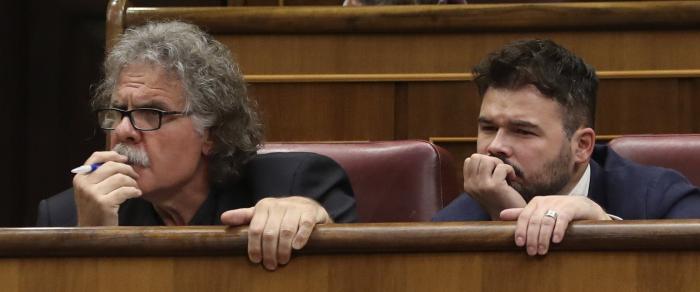 Moncloa y el PP descartan que Rajoy dimita y dicen que irá mañana al Congreso