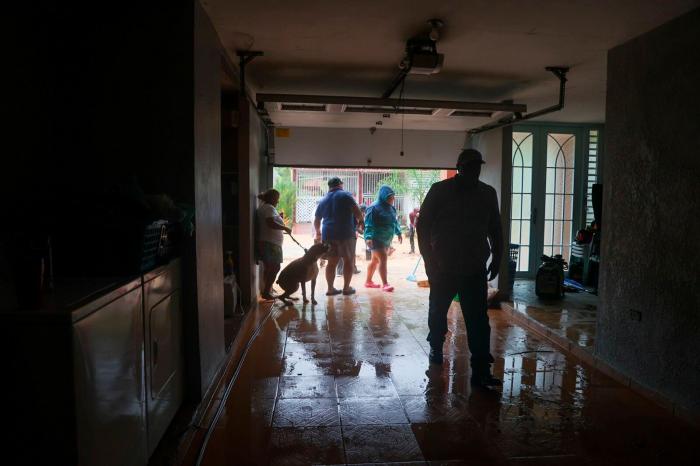El huracán Fiona deja un muerto en República Dominicana y cientos de desplazados