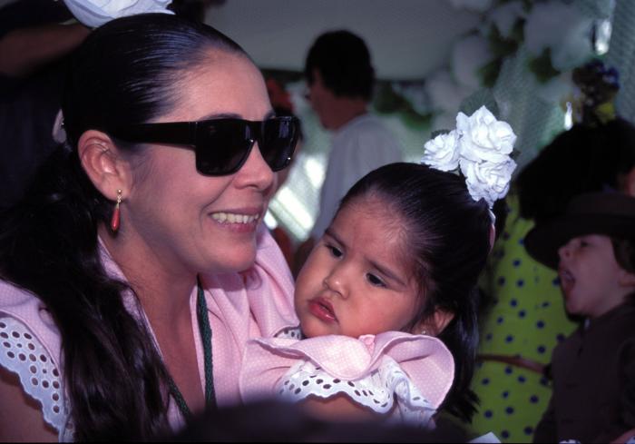 Las fotos familiares de Chabelita con los Pantoja hasta la crisis familiar: la última víctima, Anabel