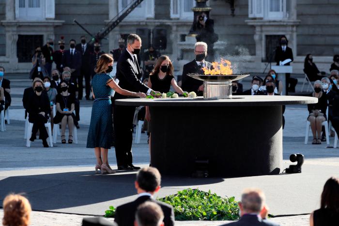 Espinosa de los Monteros (Vox) compara el homenaje de Estado con un aquelarre y una orgía