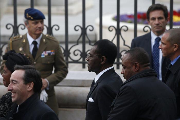 El dictador de Guinea Ecuatorial, Teodoro Obiang, único jefe de Estado en el funeral de Suárez (FOTOS)