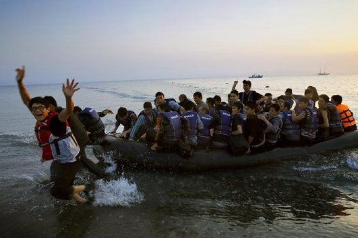 Al menos más de 70 muertos y 20 heridos tras el hundimiento de un barco con migrantes frente a Siria