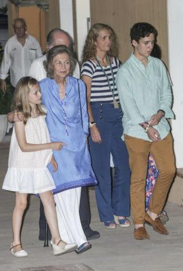 La Familia Real llega a Mallorca: primera cena al completo