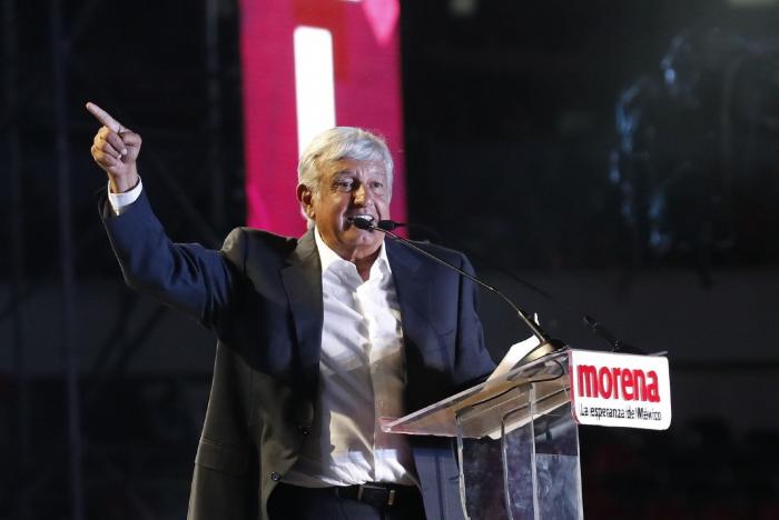 Trump felicita a López Obrador y expresa su deseo de “trabajar con él"