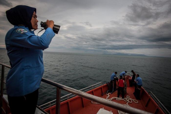 El submarino fracasa en su intento de encontrar el avión de Malaysia Airlines