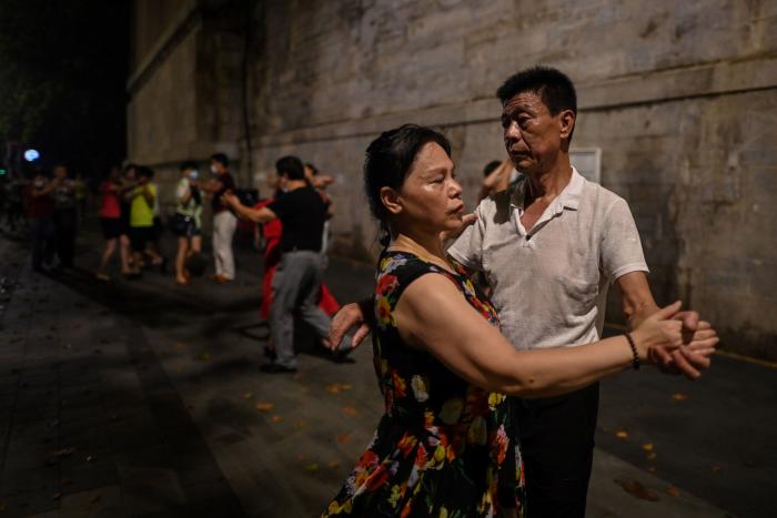 Wuhan, origen de la pandemia, retomará las clases este martes sin mascarilla obligatoria