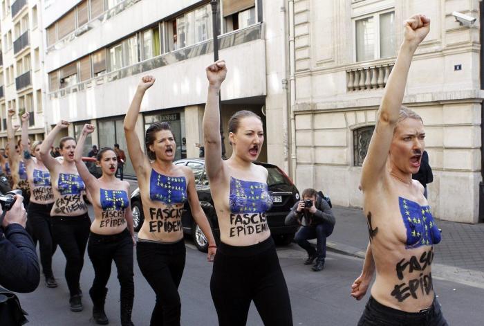 Marine Le Pen dice que las activistas de Femen son "una secta de histéricas de izquierdas"