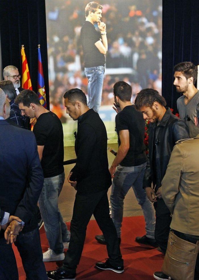 El homenaje de los jugadores del Barça a Tito Vilanova en el Camp Nou (FOTOS)