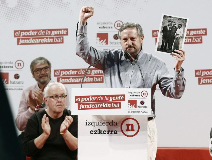 Interior vincula el ataque al coche de Montoro a la situación política en Cataluña