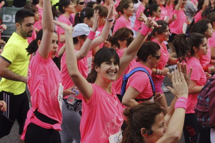 Carrera de la Mujer 2014: 30.000 mujeres corren en Madrid contra el cáncer (FOTOS)