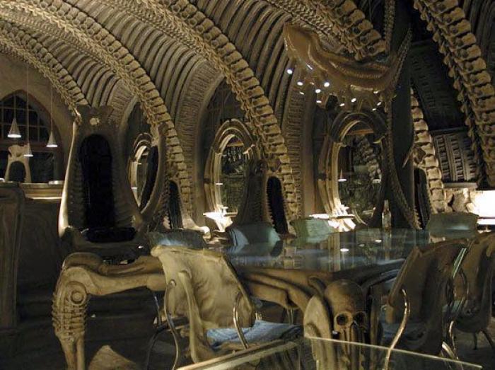 Prepárate para 'Alien: Covenant' con esta lista de 47 curiosidades sobre la saga