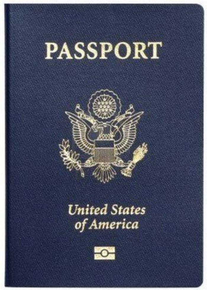 La foto de pasaporte de esta chica es tan horrible que se merece un premio