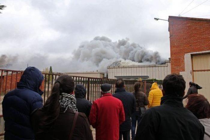 Las fotos del incendio que ha destruido la fábrica de Campofrío en Burgos