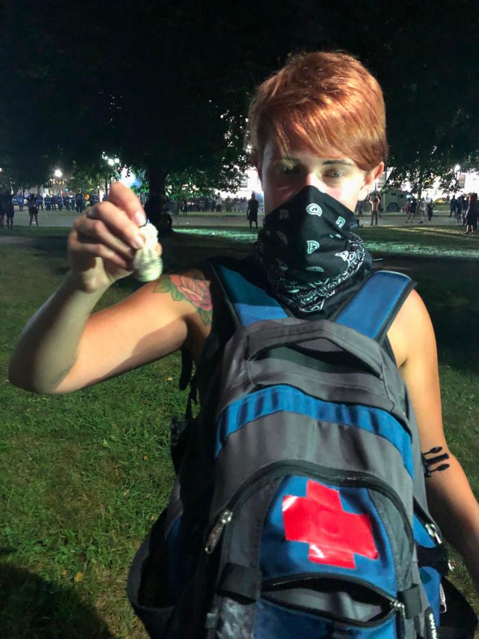 Un coordinador de Vox defiende al supremacista de 17 años que mató a dos manifestantes en EEUU