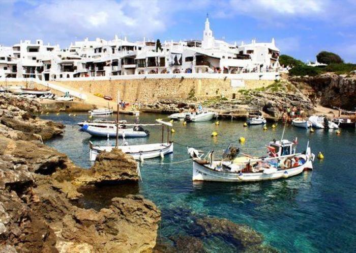 El verano no acaba: pueblos costeros de España para prolongar las vacaciones