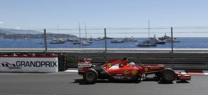 Ferrari vuelve a ganar gracias a Vettel y Alonso abandona en Malasia