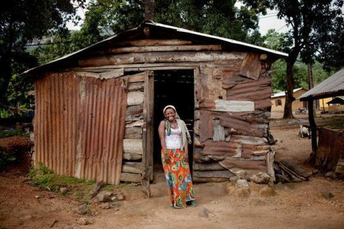 Supervivientes del ébola: 16 fotos conmovedoras de su vuelta a casa