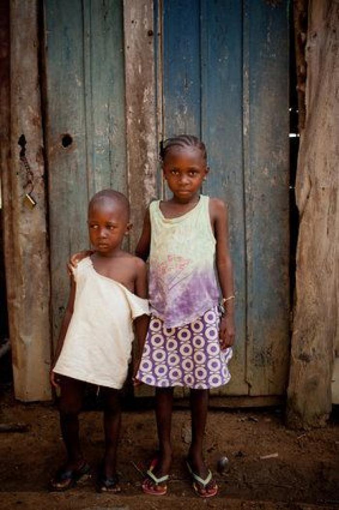 Supervivientes del ébola: 16 fotos conmovedoras de su vuelta a casa