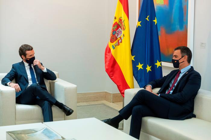 Gobierno y ERC acuerdan relanzar la mesa de diálogo entre Moncloa y Generalitat