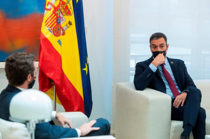 Sánchez vs. Casado: “Hasta en Ávila lo saben”