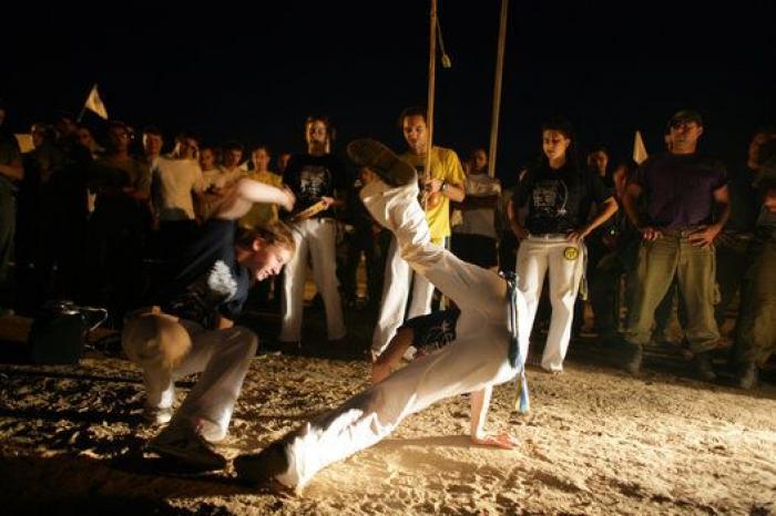 La 'capoeira', reconocida por la Unesco: 9 fotos para entender este arte