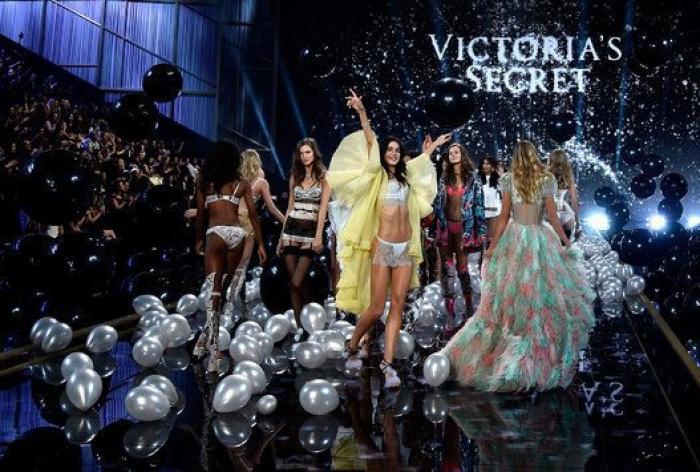 FOTOS: así ha sido el desfile Victoria's Secret 2014 en Londres