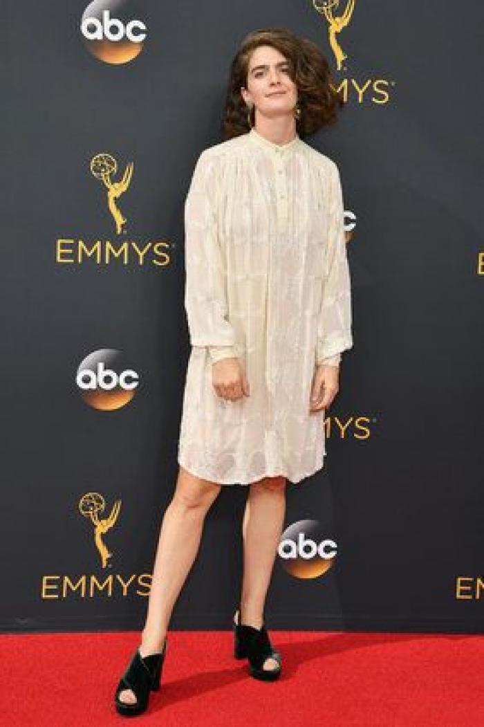La cara que se le quedó a Tina Fey en los Emmy tras un chiste sobre Bill Cosby