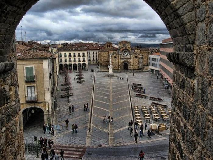 Un puente para descubrir las ciudades Patrimonio de la Humanidad en España