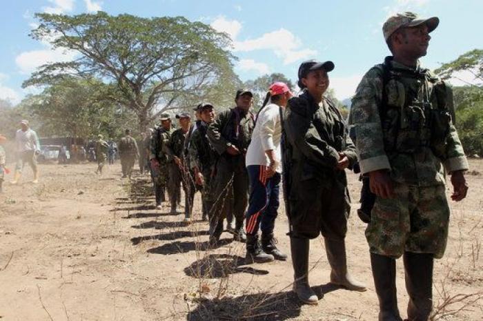 Gobierno y FARC proclaman el fin de 52 años de conflicto y la llegada de la paz
