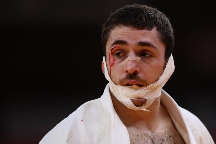 Gabriel Escobar cae en los cuartos de boxeo ante el kazajo Bibossinov