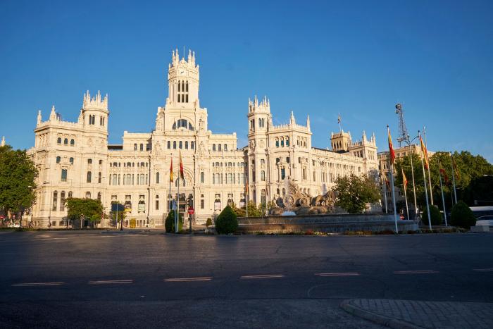 El embajador de España ante la Unesco: "¿Para que quiere ir esta gente al cielo si ya está en Madrid?"