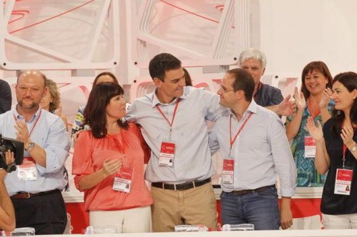 El PSOE sube 1,5 puntos pero sigue por detrás de Podemos, según el CIS