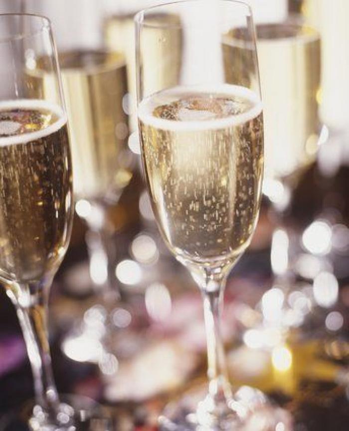 Siete errores que cometes al beber champán (FOTOS)