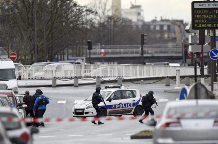 ¿Quién es Hayat Boumeddiene, la sospechosa que aún busca la Policía francesa?