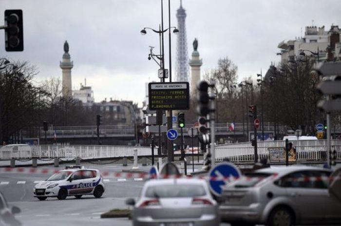 La Policía mata a los tres presuntos terroristas que retenían a varias personas en el área de París