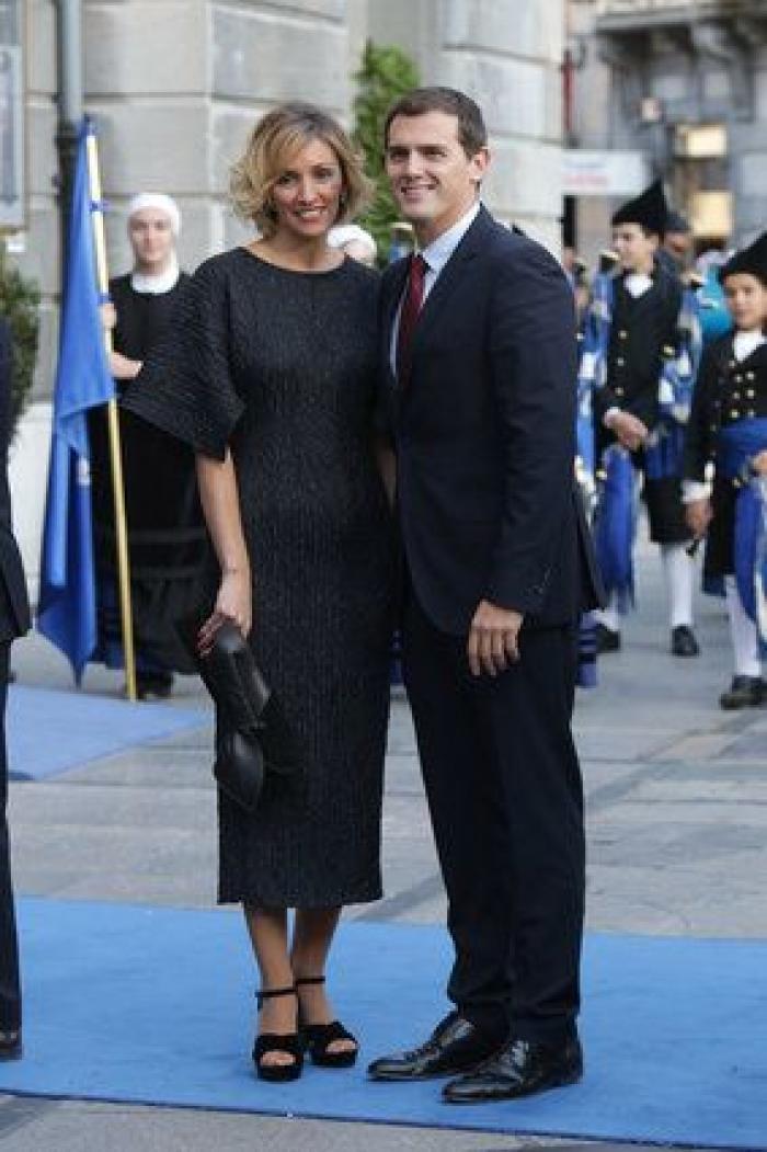 Felipe VI pide cultura frente a la ignorancia en los premios Princesa de Asturias 2016