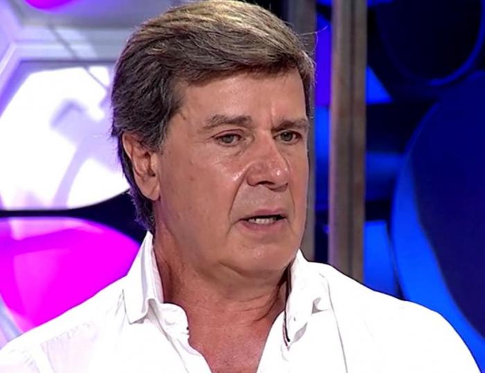 Cayetano Martínez de Irujo, sin miramientos contra un líder político: "Es un insulto para el Parlamento"