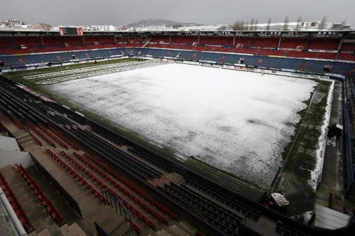 Suspendido el Osasuna-Zaragoza por el temporal de nieve en Pamplona (FOTOS)