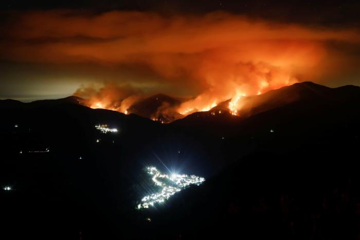Genalguacil, el pueblo-museo acorralado por el incendio de Sierra Bermeja