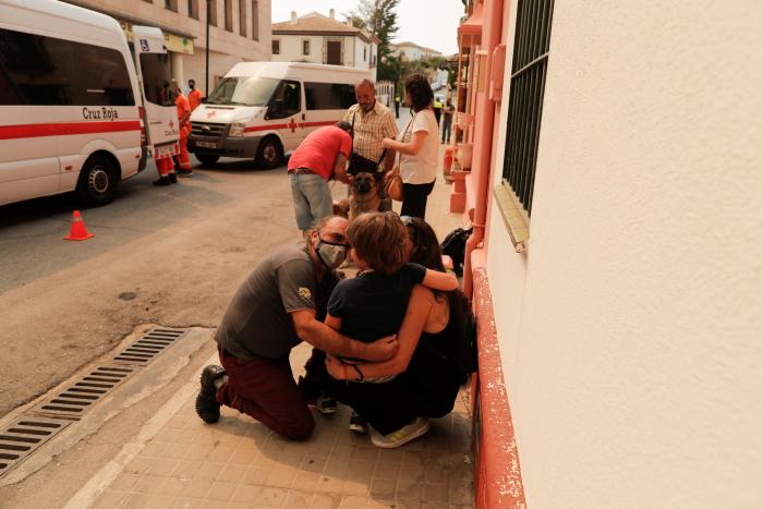 Detenidos tres hombres acusados de provocar por una imprudencia grave el incendio de Málaga