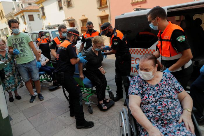 Detenidos tres hombres acusados de provocar por una imprudencia grave el incendio de Málaga