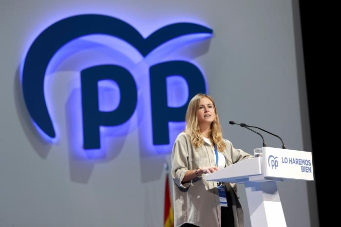 Un dirigente del PP responde a un tuit de Patxi López y se lía: le corrigen rápido