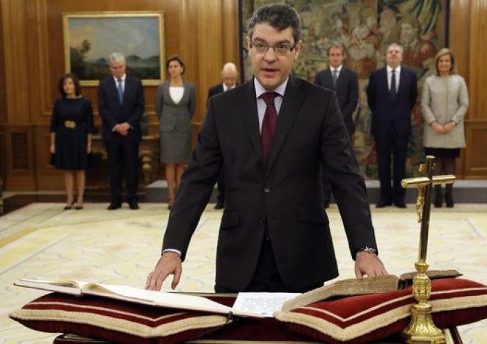 Los ministros de Rajoy ya están en ejercicio tras jurar o prometer su cargo