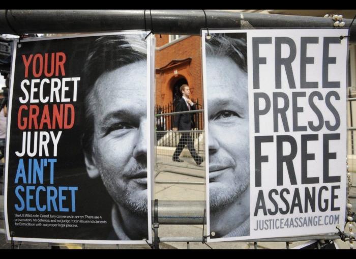 Assange asegura que el 'establishment' de EEUU 'no permitirá ganar' a Trump